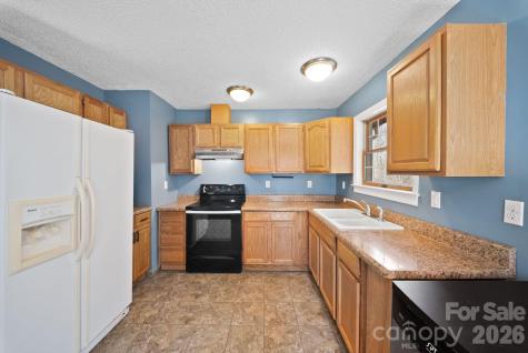 20 Mcdaris Road Weaverville NC 28787