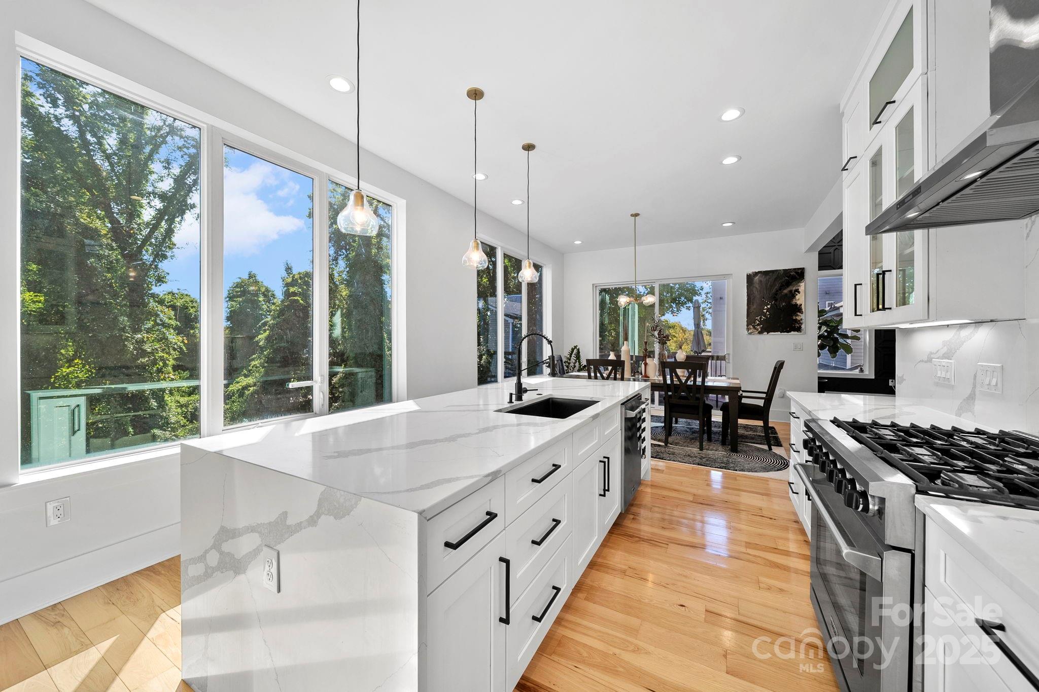 413 Coxe Avenue Charlotte NC 28208