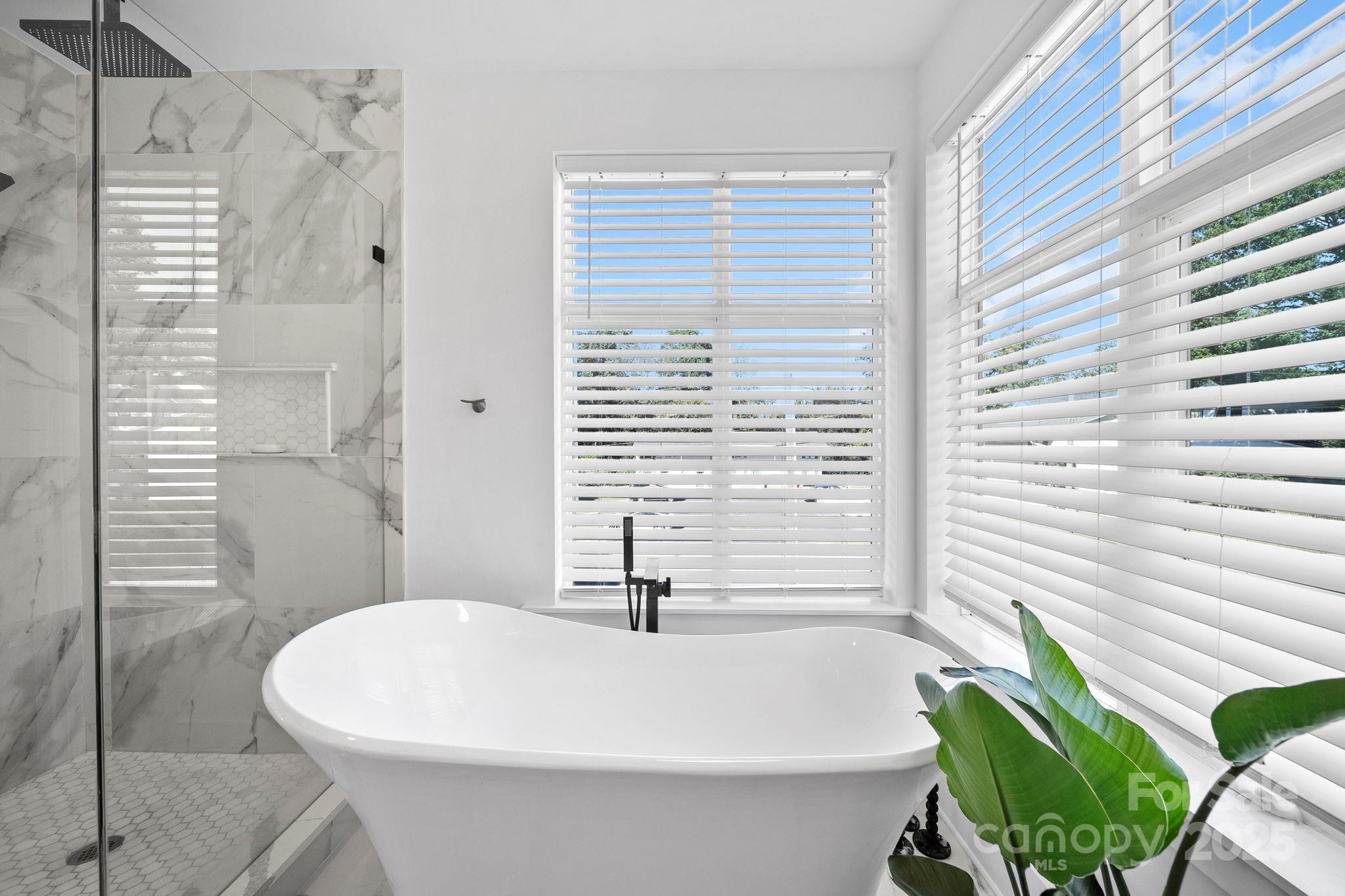 413 Coxe Avenue Charlotte NC 28208