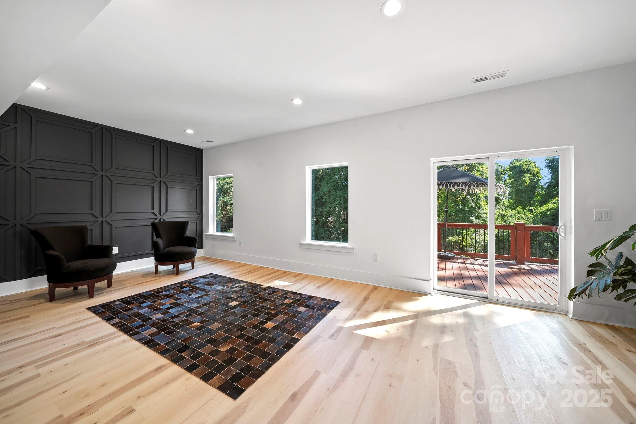 413 Coxe Avenue Charlotte NC 28208