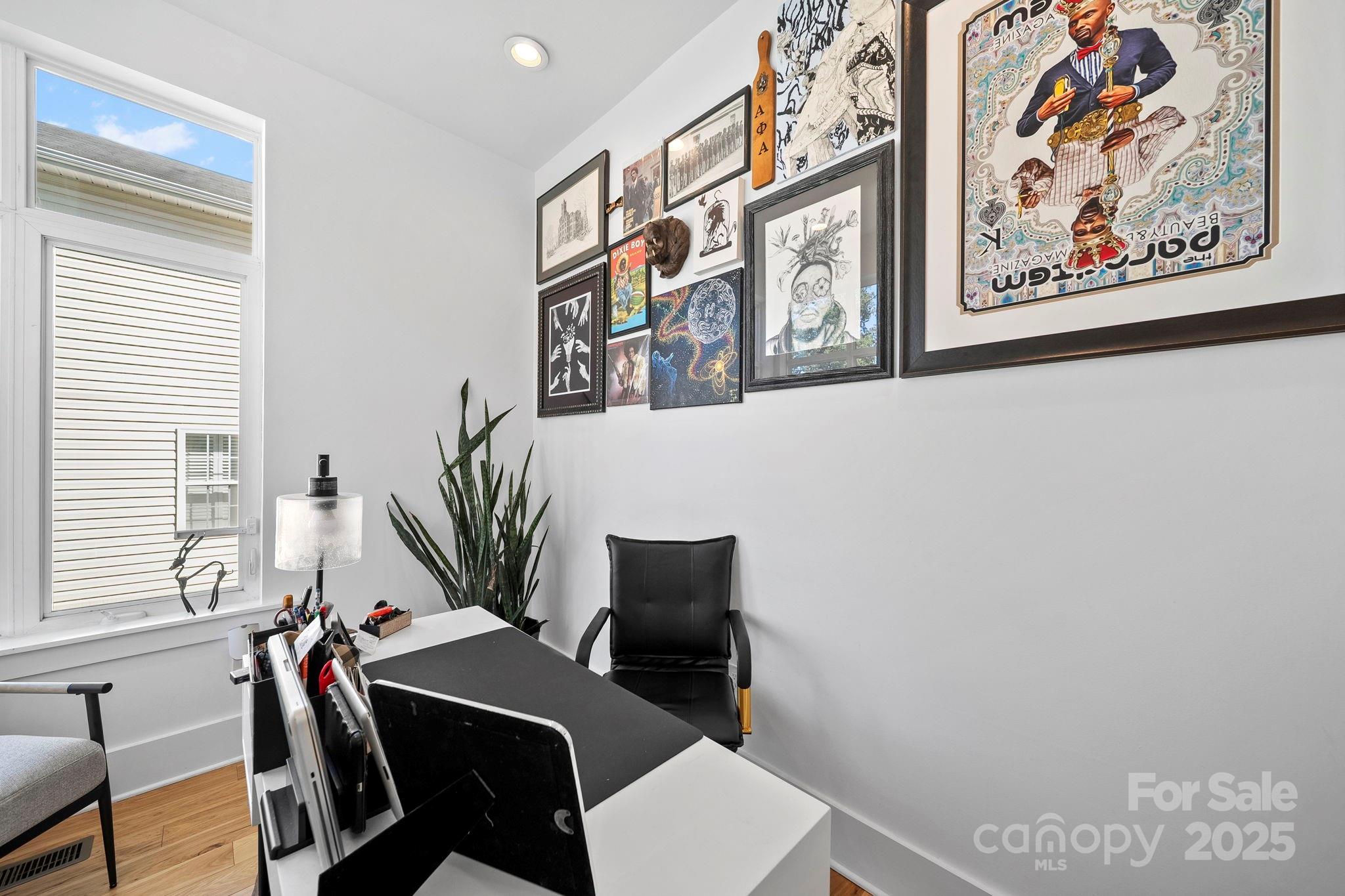 413 Coxe Avenue Charlotte NC 28208
