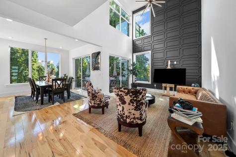 413 Coxe Avenue Charlotte NC 28208