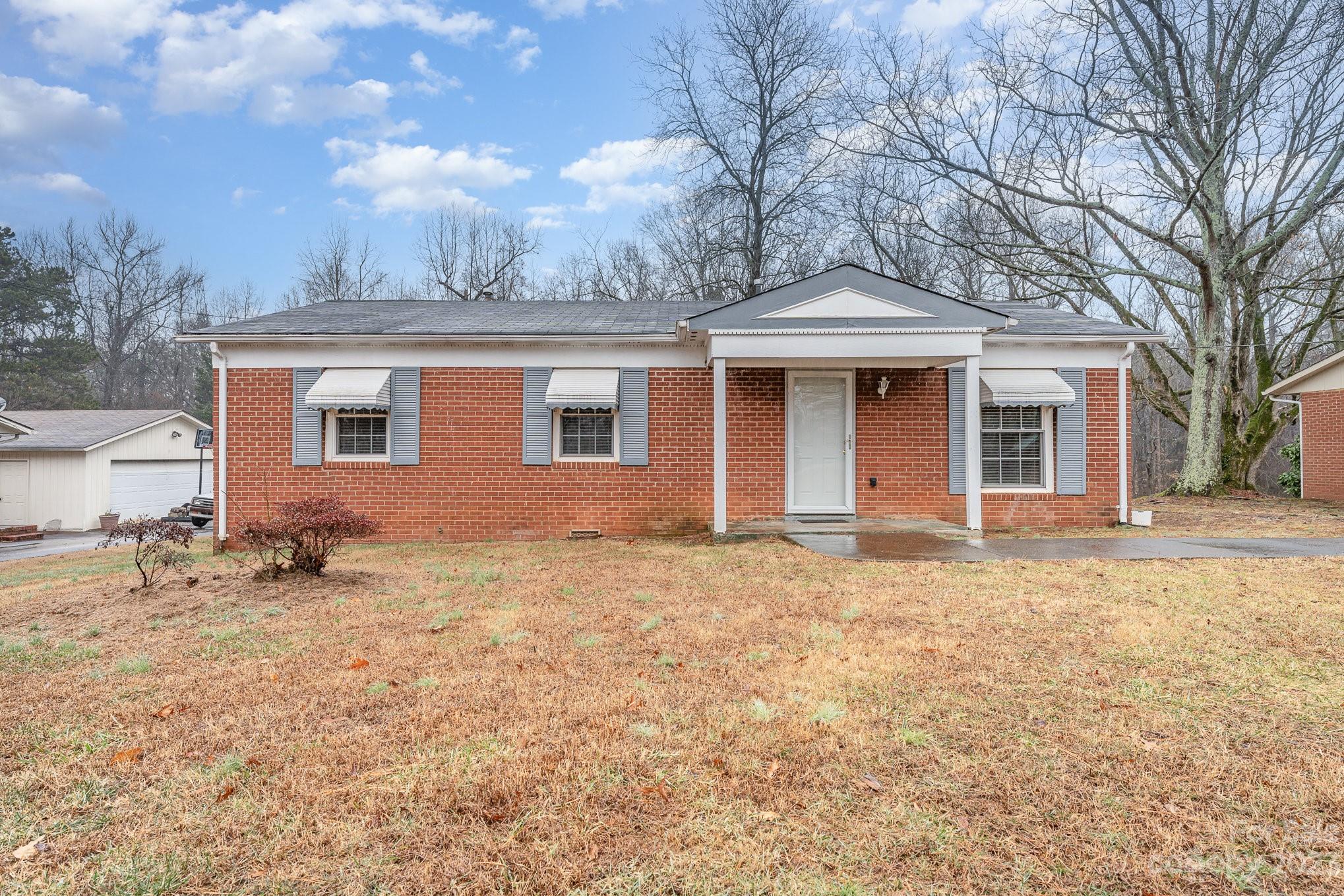 1097 King Street Statesville NC 28625