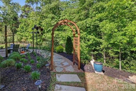 13207 Fiore Place Huntersville NC 28078