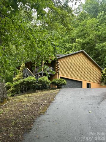 357 Rosewood Lane Burnsville NC 28714