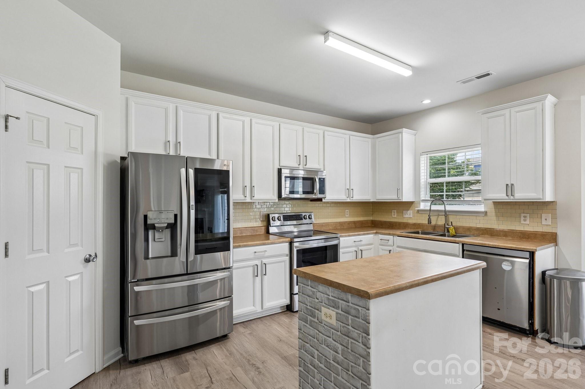 9621 Rothman Lane Charlotte NC 28215