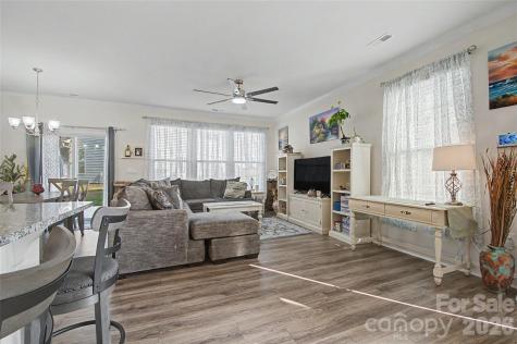 33 Cedar Hill Road Hendersonville NC 28792