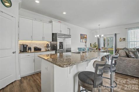 33 Cedar Hill Road Hendersonville NC 28792