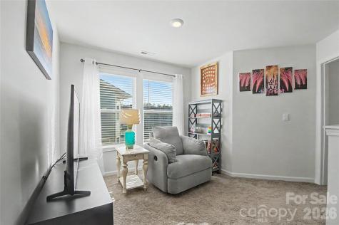 33 Cedar Hill Road Hendersonville NC 28792