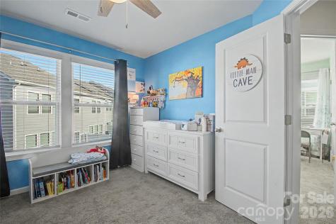 33 Cedar Hill Road Hendersonville NC 28792