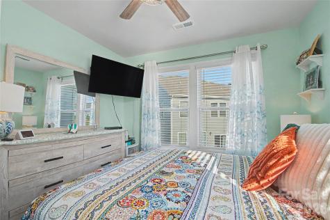 33 Cedar Hill Road Hendersonville NC 28792