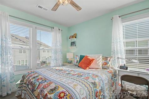 33 Cedar Hill Road Hendersonville NC 28792