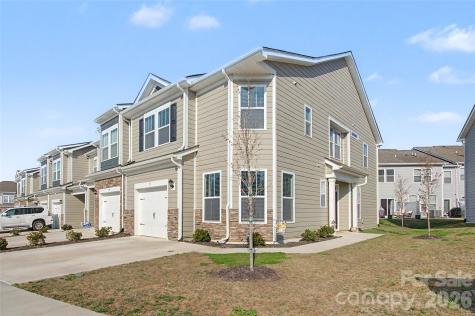 33 Cedar Hill Road Hendersonville NC 28792