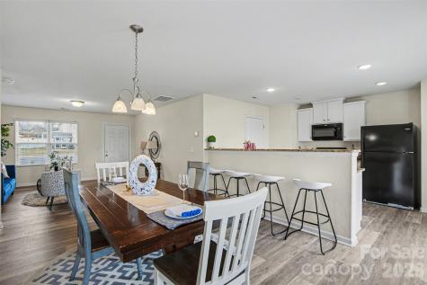 6004 Loy Court Charlotte NC 28214
