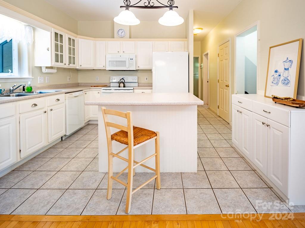 135 Strickland Terrace Swannanoa NC 28778