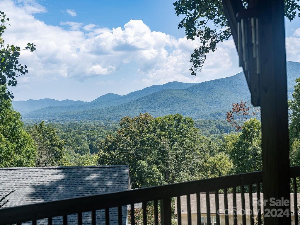 135 Strickland Terrace Swannanoa NC 28778