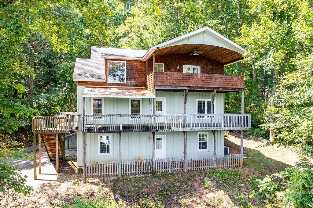 135 Strickland Terrace Swannanoa NC 28778