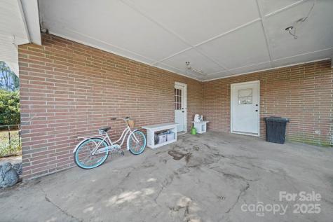 2189 Mary Street China Grove NC 28023