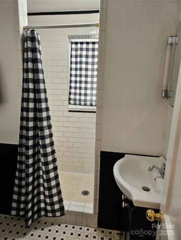 72 Mills Gap Road Asheville NC 28803