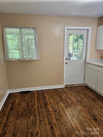 72 Mills Gap Road Asheville NC 28803