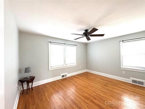 114 Broadway Avenue Tryon NC 28782
