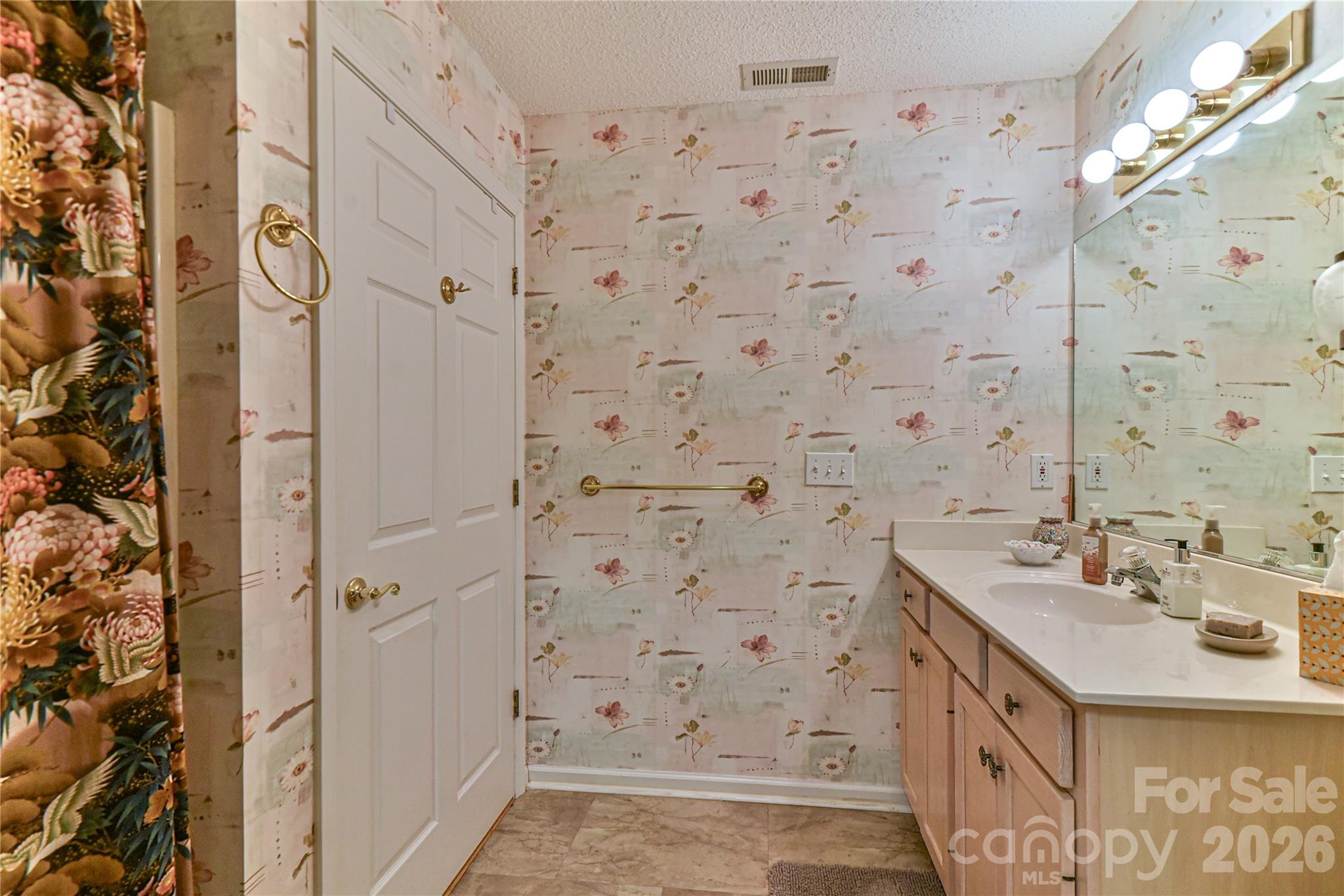 13 Silver Place Black Mountain NC 28711