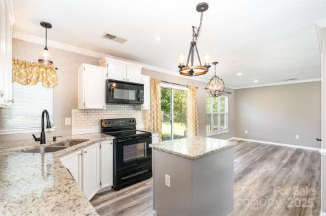 8127 Trotter Road Charlotte NC 28216