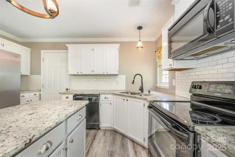 8127 Trotter Road Charlotte NC 28216