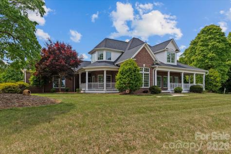 1148 Town N Country Drive Wilkesboro NC 28697