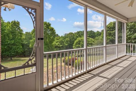 1148 Town N Country Drive Wilkesboro NC 28697