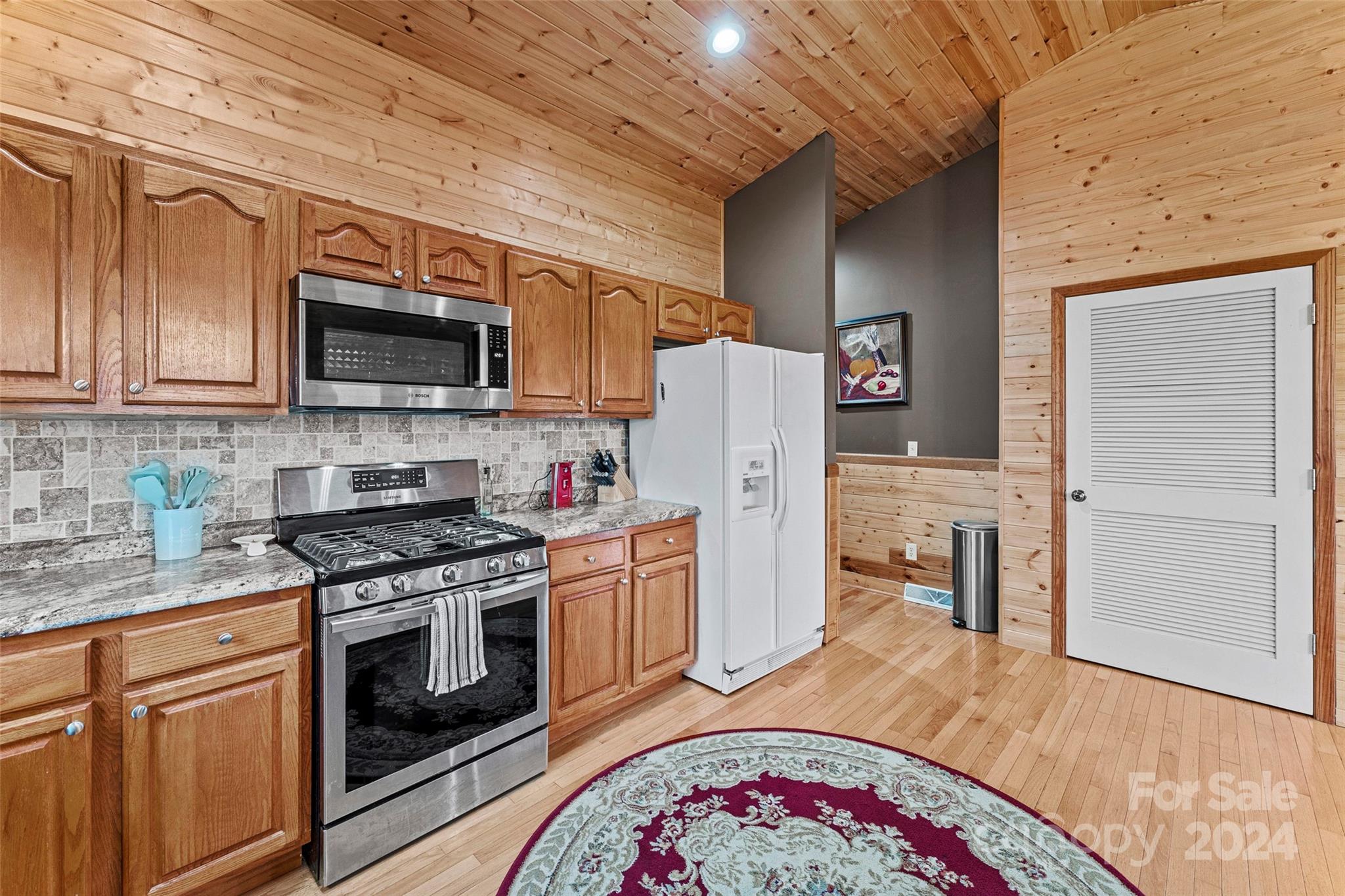 70 Moor Lane Brevard NC 28712