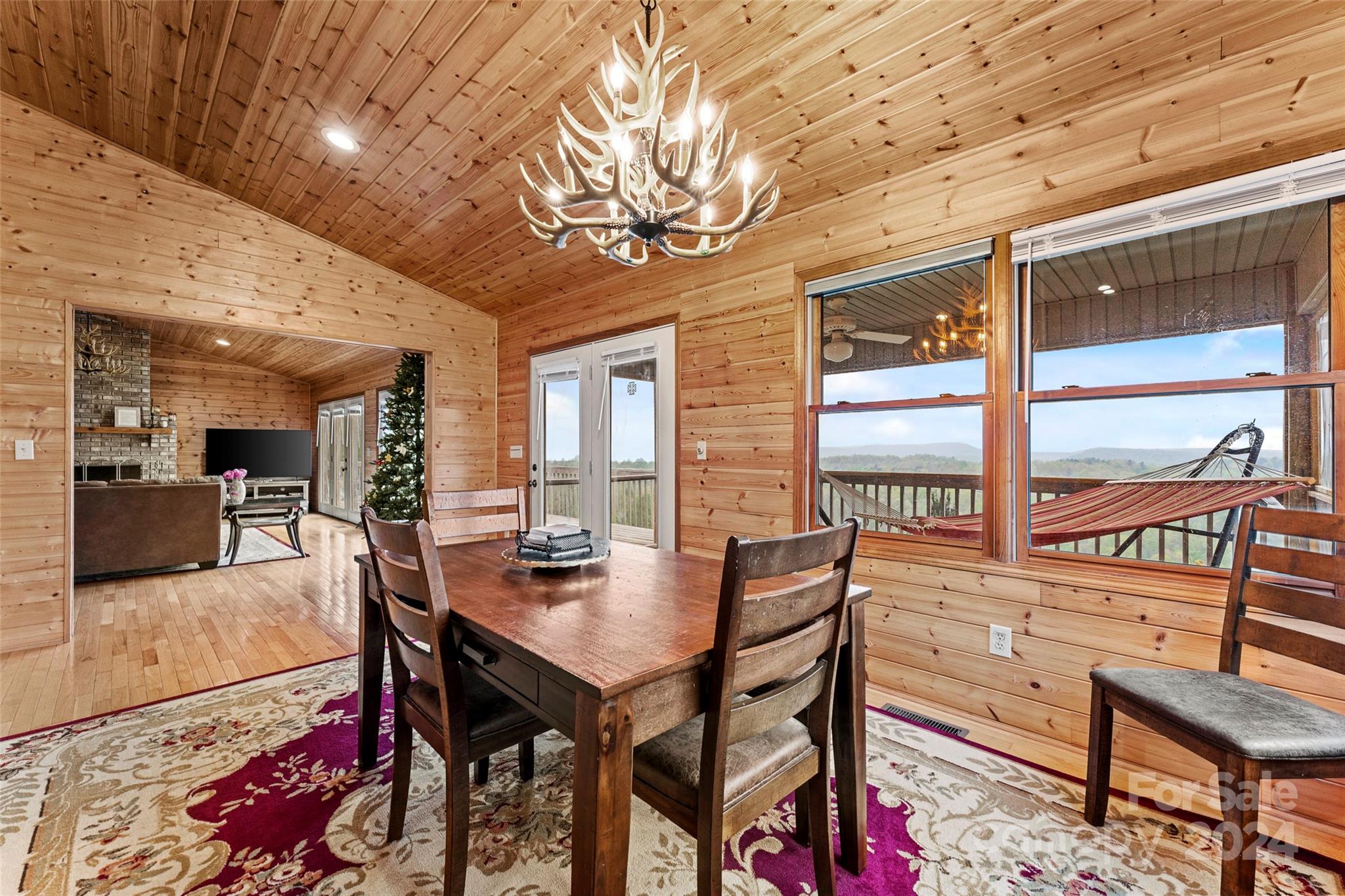 70 Moor Lane Brevard NC 28712