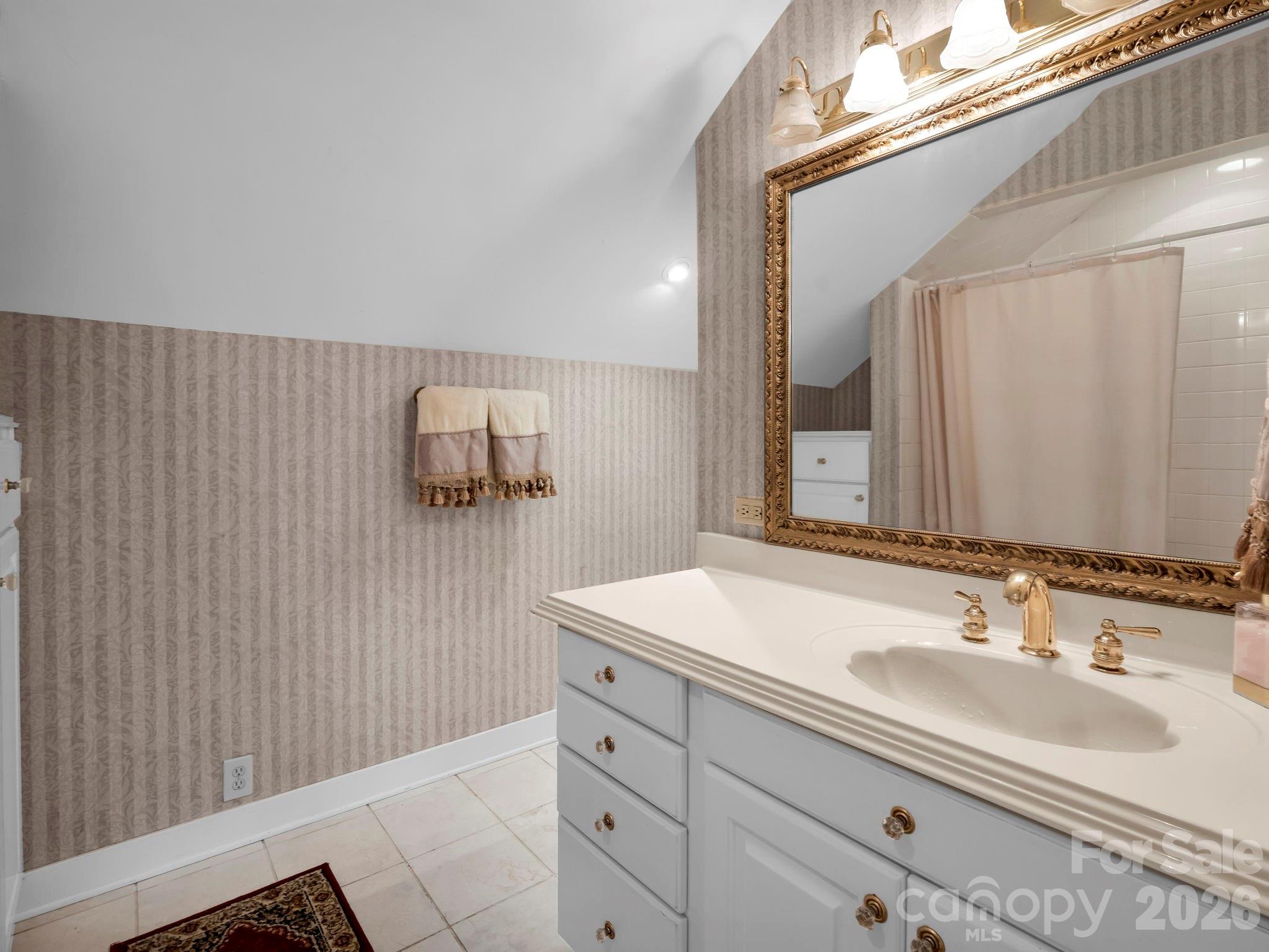 238 W Mountain Street Rutherfordton NC 28139