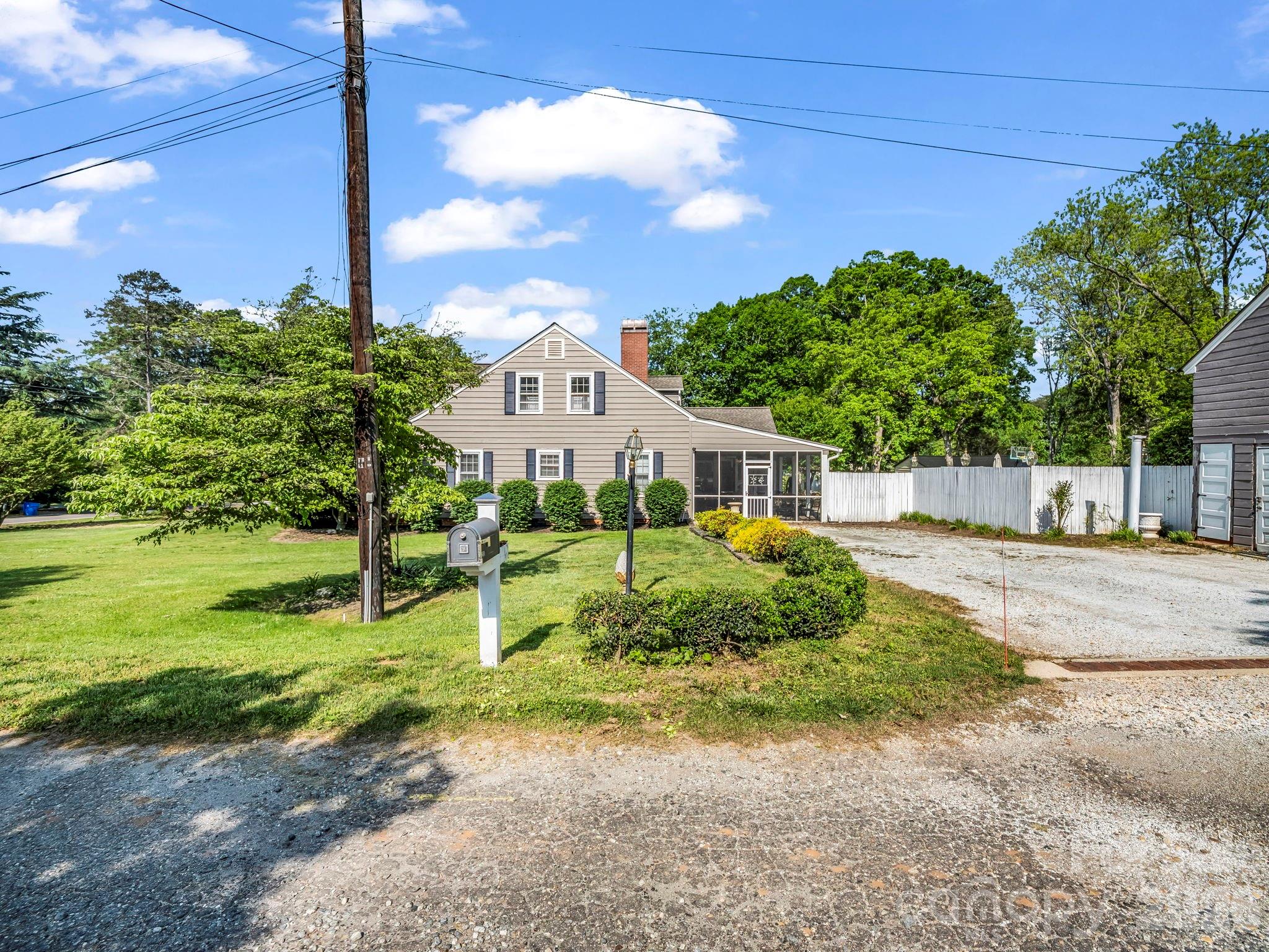238 W Mountain Street Rutherfordton NC 28139