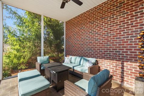 280 Brassie Lane Summerfield NC 27358
