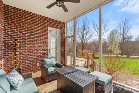 280 Brassie Lane Summerfield NC 27358