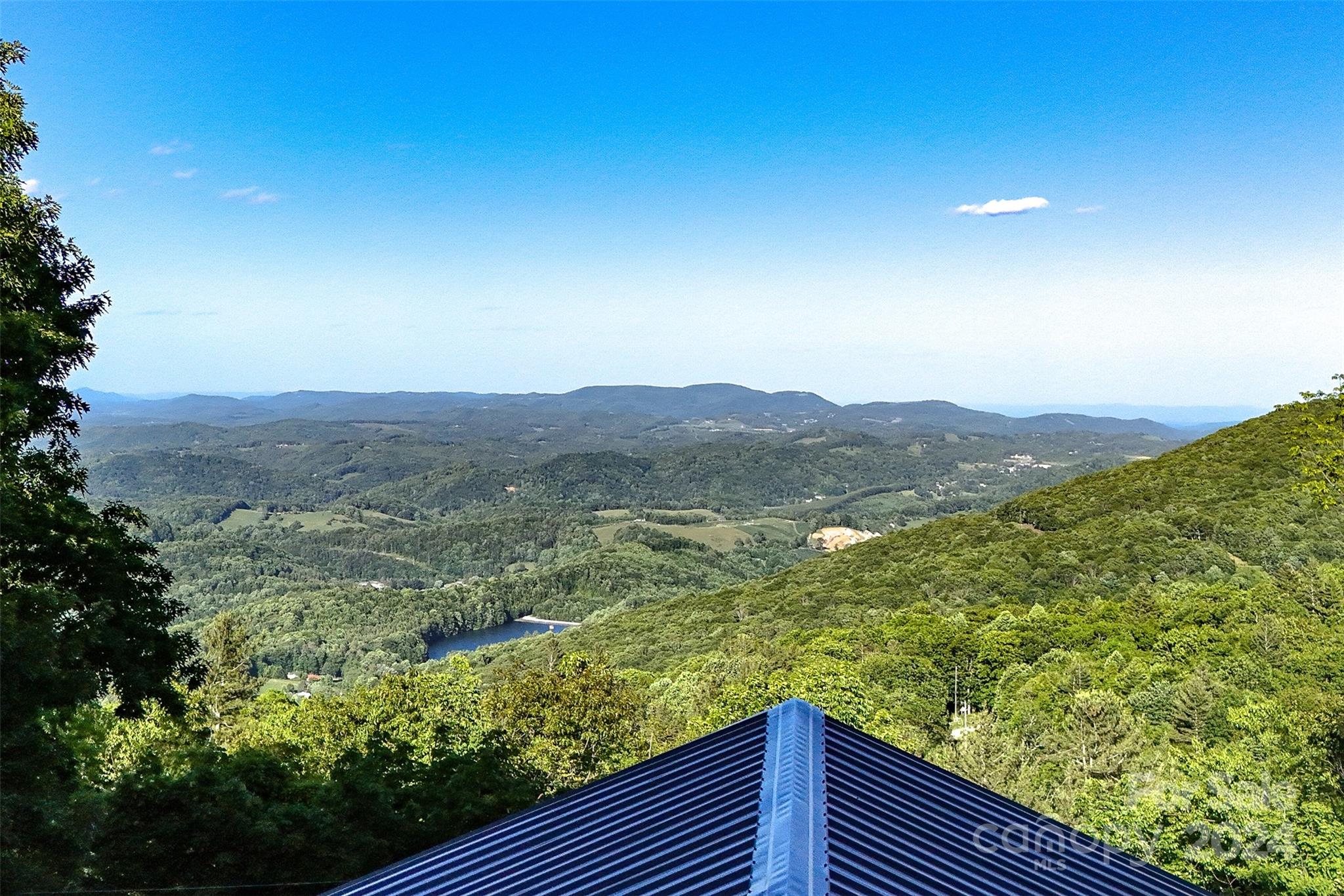 1000 Running Deer Trail Boone NC 28607