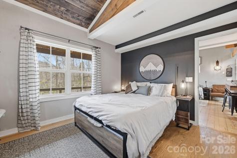 26/30 Yodelers Hollow Bryson City NC 28713