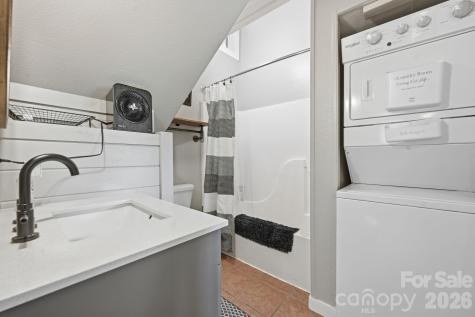26/30 Yodelers Hollow Bryson City NC 28713
