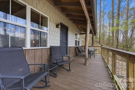 26/30 Yodelers Hollow Bryson City NC 28713
