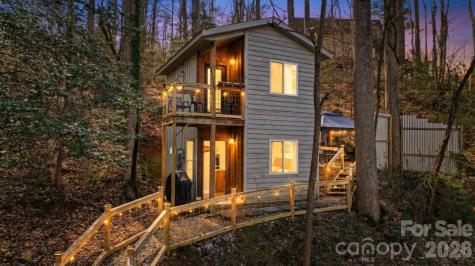 26/30 Yodelers Hollow Bryson City NC 28713