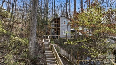 26/30 Yodelers Hollow Bryson City NC 28713
