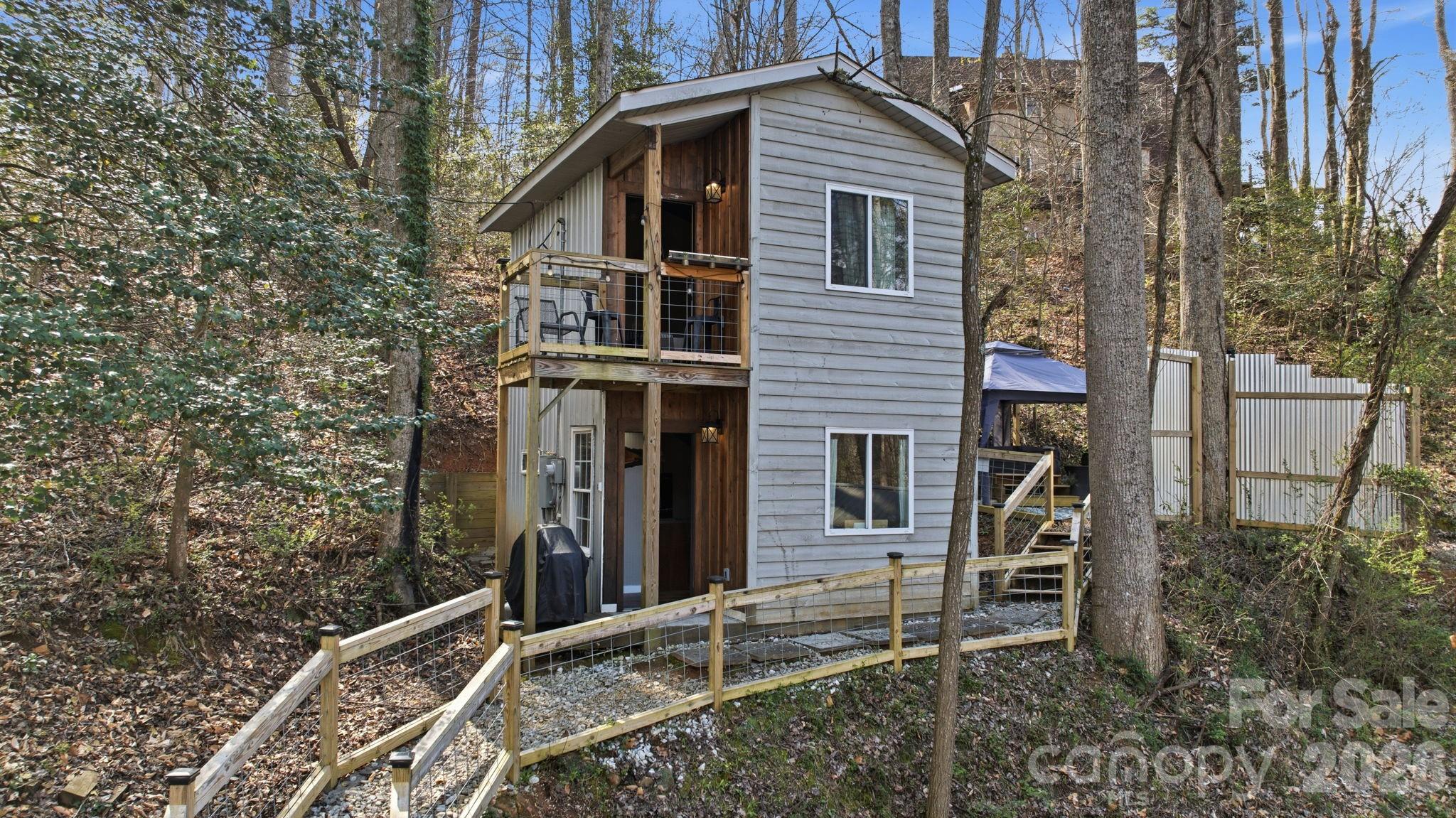 26/30 Yodelers Hollow Bryson City NC 28713