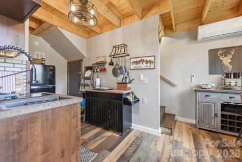 26/30 Yodelers Hollow Bryson City NC 28713