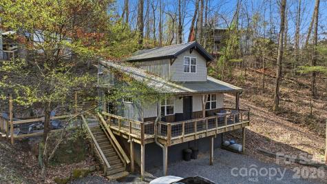 26/30 Yodelers Hollow Bryson City NC 28713