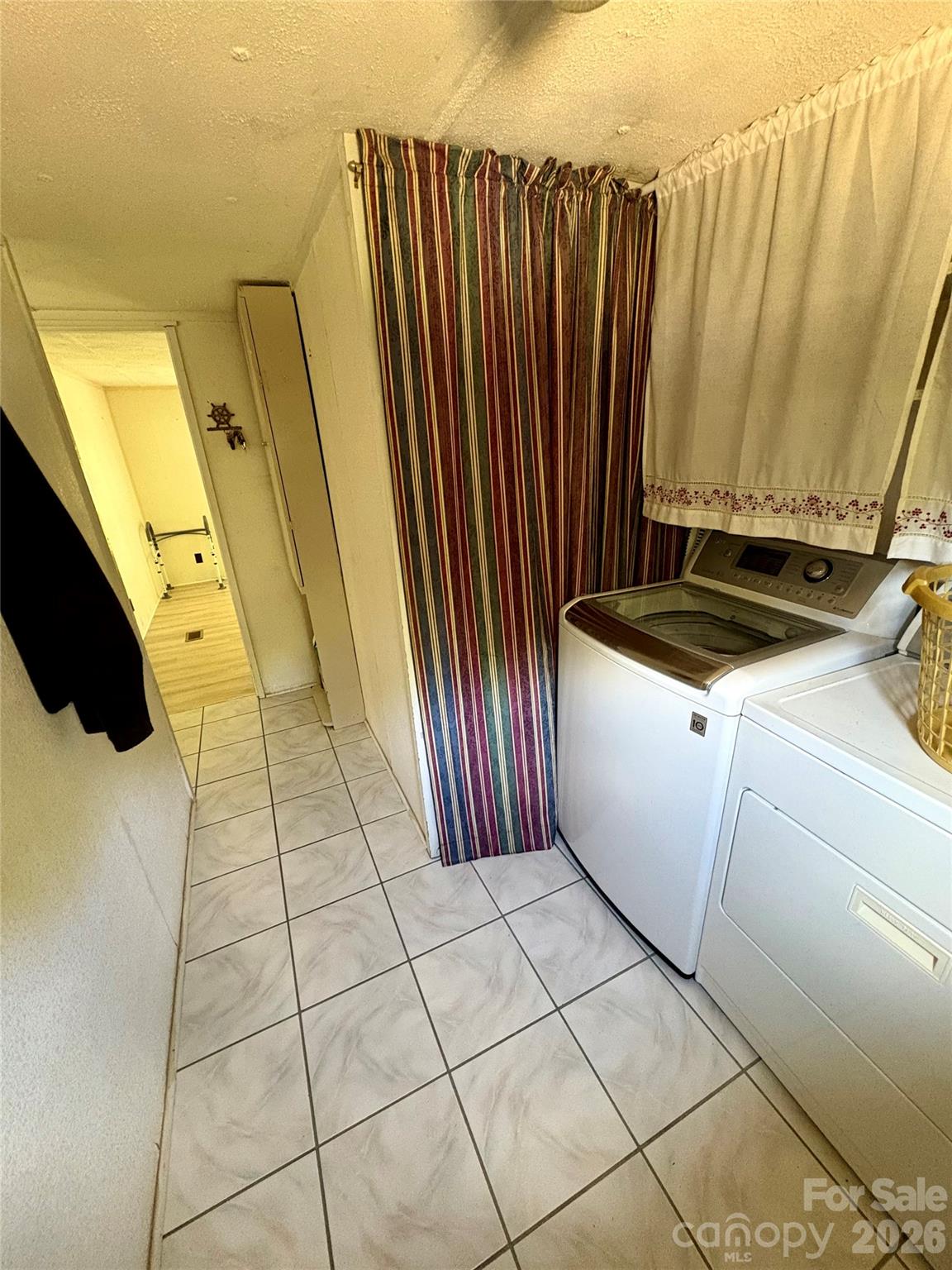 5022 Wrenn Drive Denver NC 28037