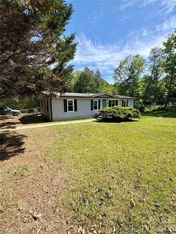 5022 Wrenn Drive Denver NC 28037