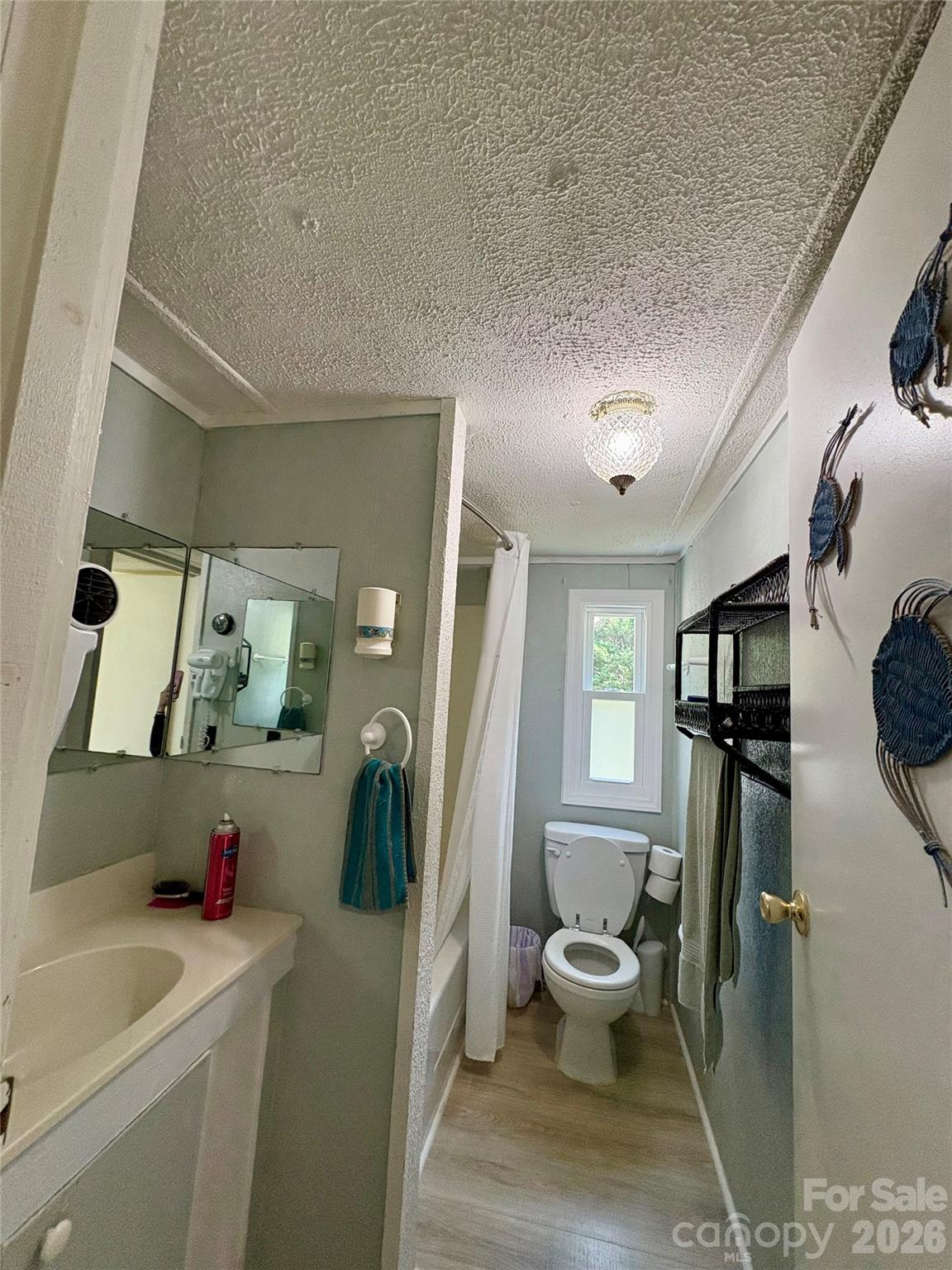 5022 Wrenn Drive Denver NC 28037
