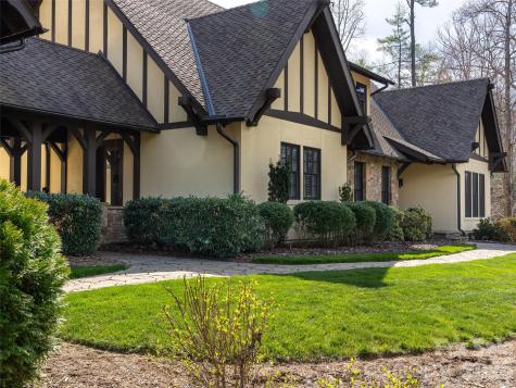 75 Chauncey Circle Asheville NC 28803