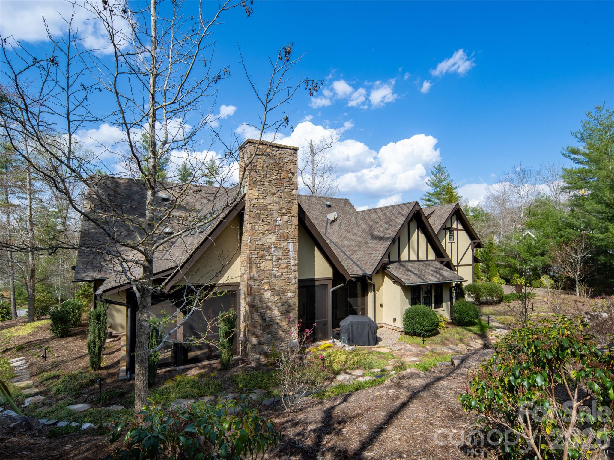 75 Chauncey Circle Asheville NC 28803